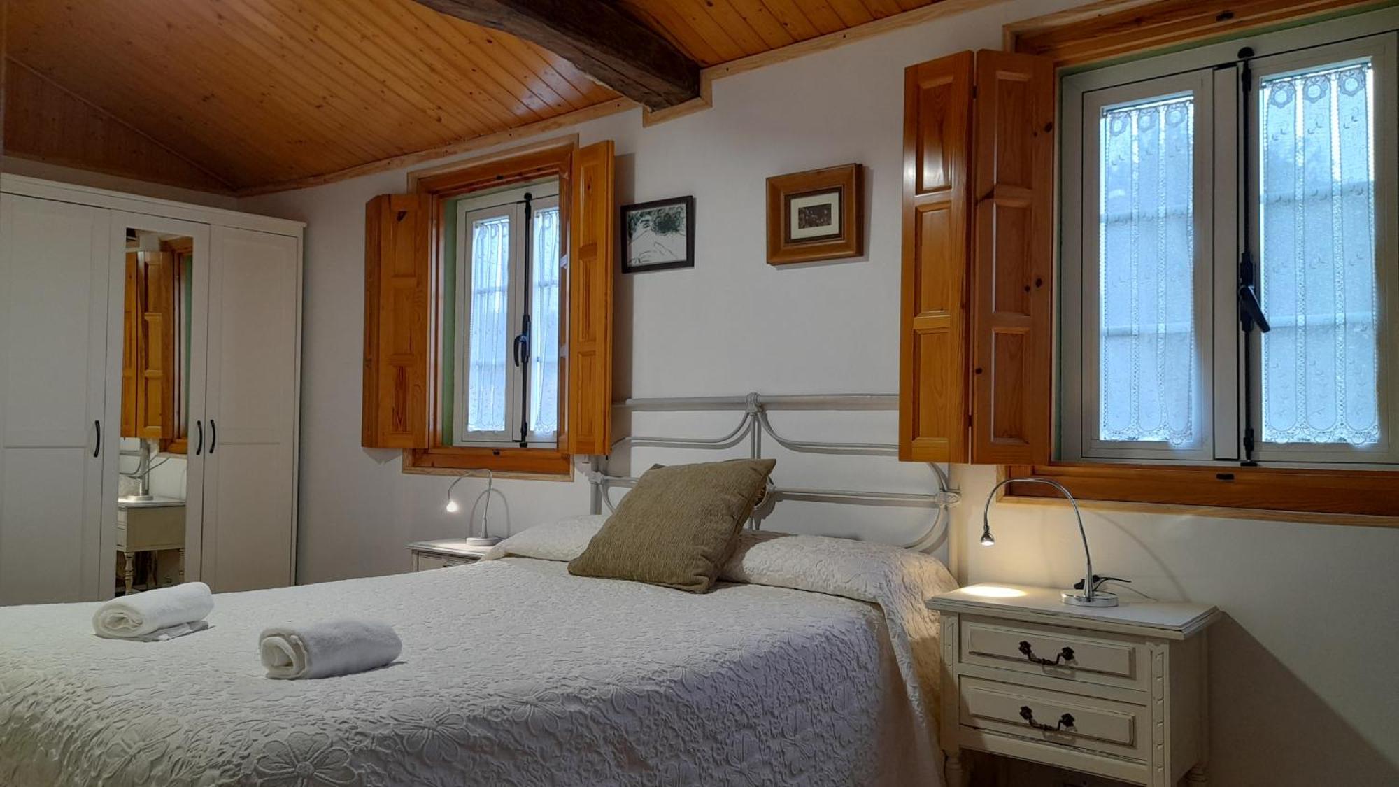 Casa De Pineiro Y Spa Opcional, De Pago سانتياغو دي كومبوستيلا المظهر الخارجي الصورة